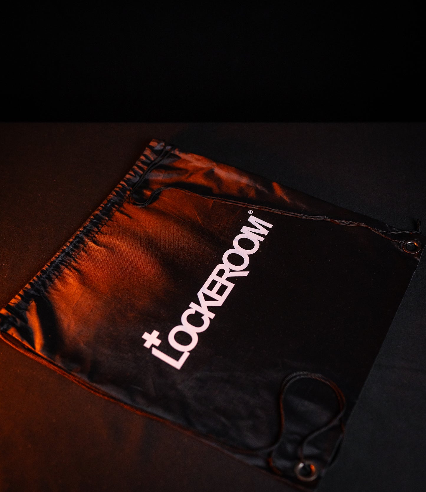Lightweight drawstring carry bag