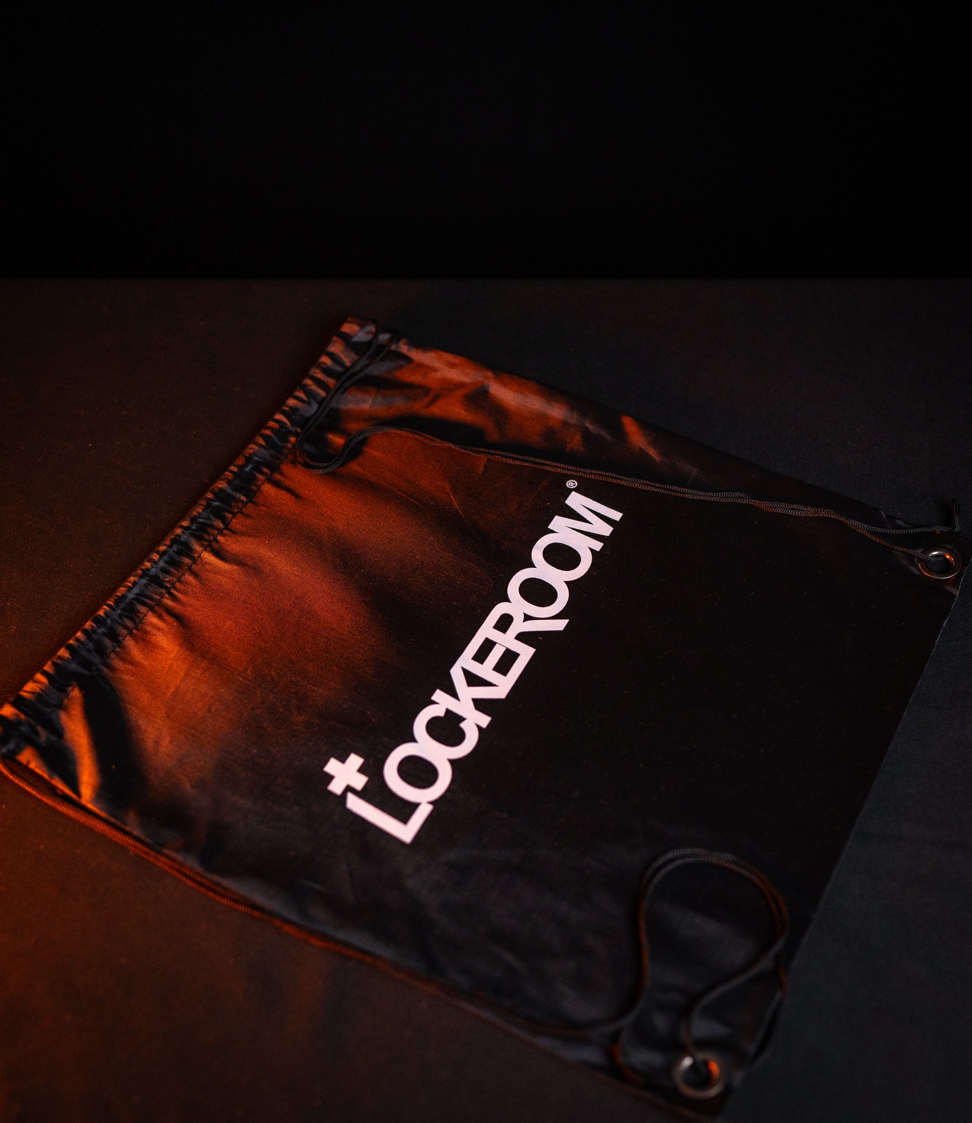 Lightweight drawstring carry bag